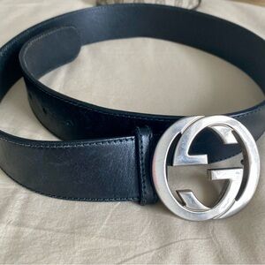 Gucci Black Leather Belt with Interlocking GG Logo Buckle